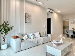 3BR-Creamy-Paradigm Residence by Guesthouse-6-8Pax